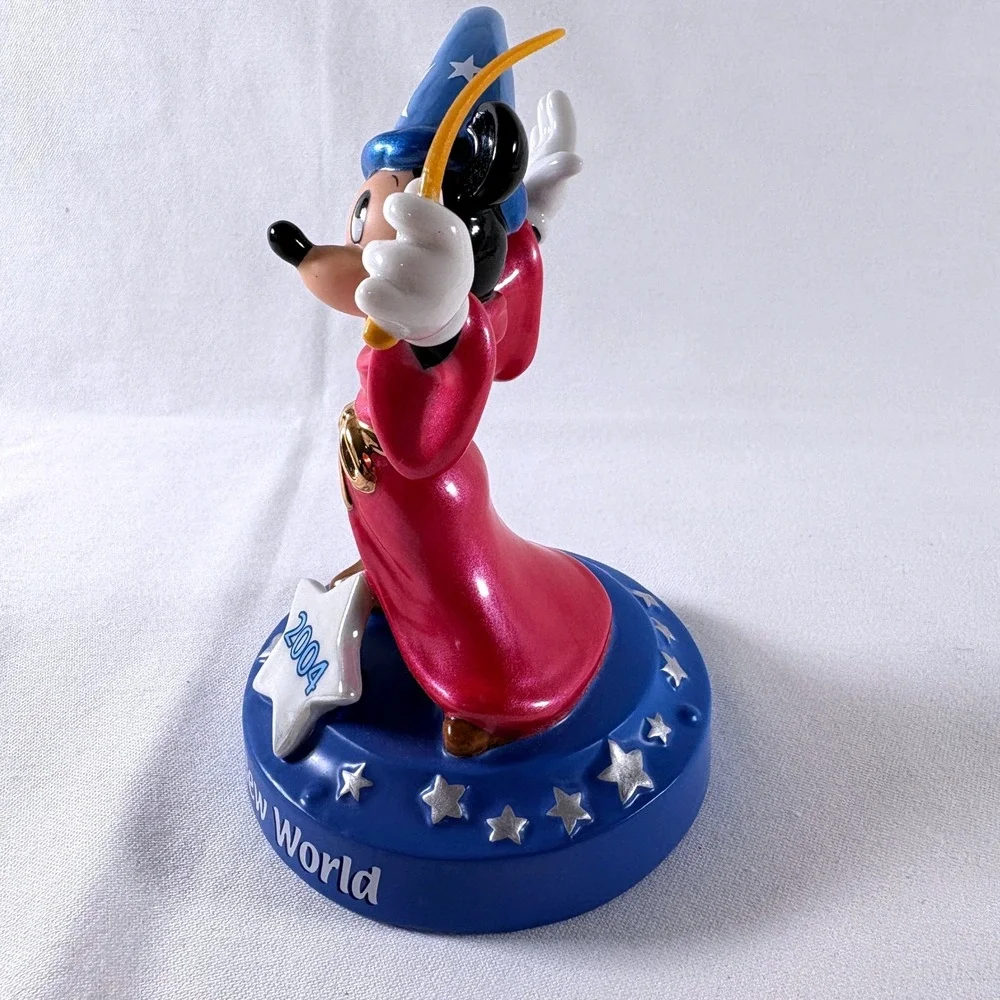 Vintage 2004 Disney Fantasia Sorcerer Mickey Mouse Figurine A Whole New World